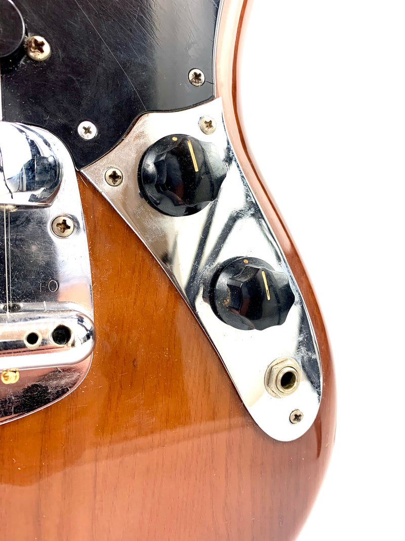 Fender Mustang Walnut (Mocha Brown) de 1975